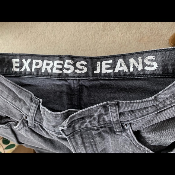 Men’s Express Blue Jeans - Picture 2 of 5